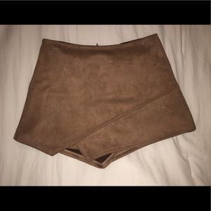Suede skort